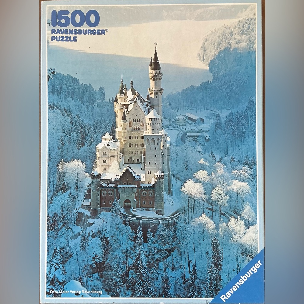 VINTAGE Ravensburger “Neuschwanstein in Winter” 1500 piece puzzle